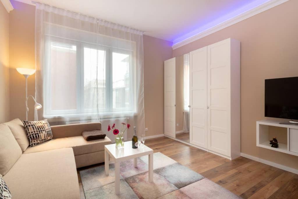 Nice And Cozy Apartment Next To The Parliament Budapest Extérieur photo