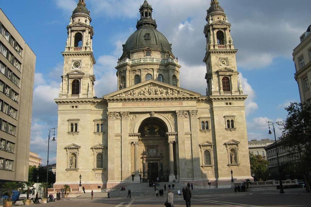 Nice And Cozy Apartment Next To The Parliament Budapest Extérieur photo